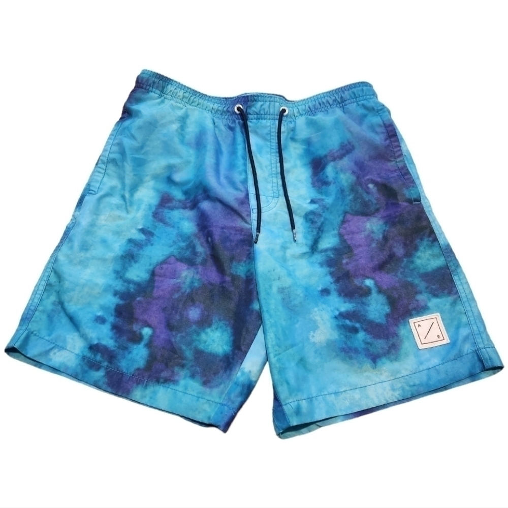 American Eagle Men's 8" Swim Trunks Blue and Purple Tie Dye, Small